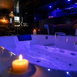 Baobab Logement Atypique avec jacuzzi privé，位于科尔巴斯的酒店