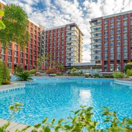 Lumiere Prime Studio - Mactan Pool Escape，位于Pajak的酒店