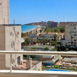 Apartamento bahia park 1a linea " Magic world "