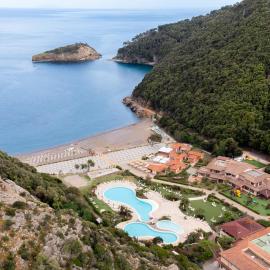 Ortano Mare Resort，位于里奥马里纳的酒店