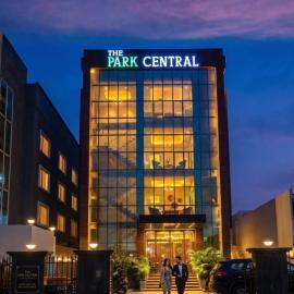 The Park Central，位于勒克瑙的酒店