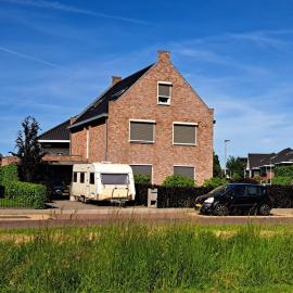 Villa Fieldsight Doornspijk - a shared villa no breakfast，位于Doornspijk的酒店