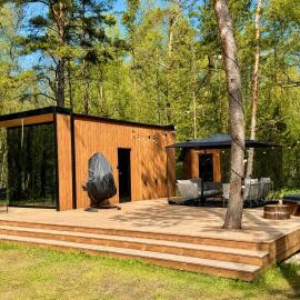Telise TinyOne - Modern Forest Escape with Private Hot Tub，位于Vööla的酒店