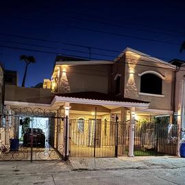 Casa Luna