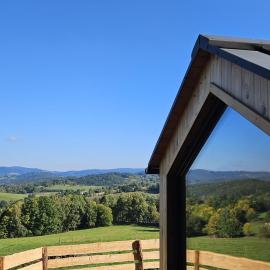 Glamping Šumava，位于Hartmanice的酒店