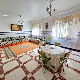 Dar Al Amira Appartements à 550m de la plage，位于弗尼迪克的酒店