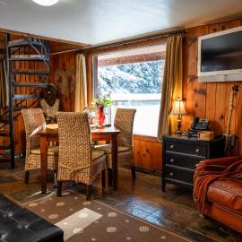 Riverview Cabin at O-Bar-O，位于杜兰戈的酒店
