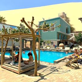 Viajero Huacachina Hostel，位于伊察的酒店