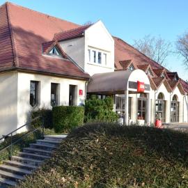 Hôtel Ibis Nevers，位于讷韦尔的酒店