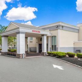 Quality Inn Edison-New Brunswick，位于爱迪生的酒店