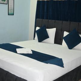 PC Resort Keran neelum valley，位于Chak的酒店
