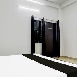 Hotel O by OYO Divyata Resorts，位于Bāra Banki的酒店