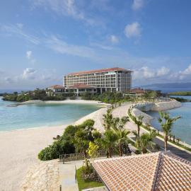 Hyatt Regency Seragaki Island Okinawa，位于恩纳的酒店