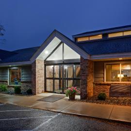AmericInn by Wyndham Red Wing,位于雷德温的酒店