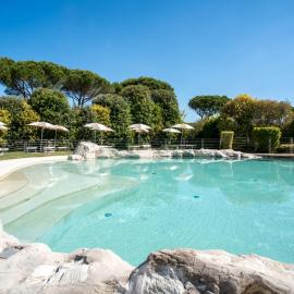 Hotiday Lodge Viareggio，位于维亚雷焦的酒店