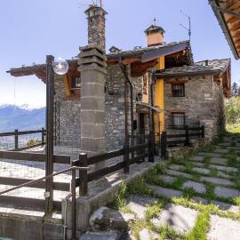 Chalet Monte Emilius，位于Gignod的酒店