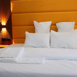 Smich Suites