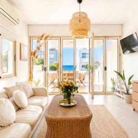 Boho Beach House，位于皮尔瓦利亚的酒店