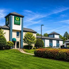 Quality Inn & Suites Clemmons I-40，位于Clemmons的酒店