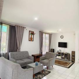 Villa Dalia Puncak N5-10，位于西昆都尔的酒店