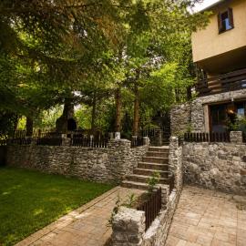 Cabana Brazilor，位于坎皮纳的酒店