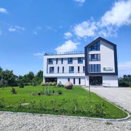 INDRA WELLNESS Retreats and Spa，位于Samurcaşi的酒店