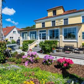 Boutique Hotel Villa Wahnfried Thiessow，位于蒂索的酒店