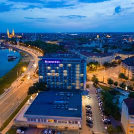 Novotel Szeged,位于塞格德的酒店