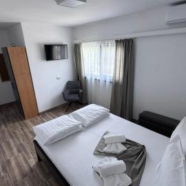 Oxygen Rooms，位于胡内多阿拉的酒店