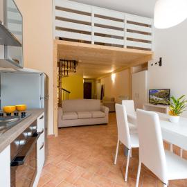 Residence Orso Bianco，位于皮耶特拉卡梅拉的酒店