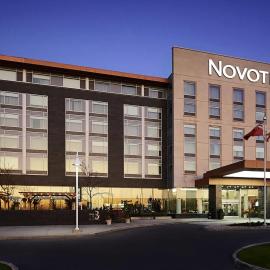 Novotel Toronto Vaughan Centre，位于沃恩的酒店