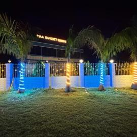 MAA BANQUET AND ROOMSs，位于Sālānpur的酒店