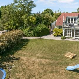 Child-Friendly Cottage With Large Indoor Pool，位于奥特鲁普的酒店