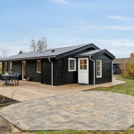 Cozy Holiday Home With A Great Location，位于腓特烈港的酒店
