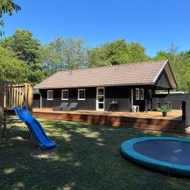 Cozy And Child-Friendly Holiday Home In Arrild，位于措夫特隆的酒店