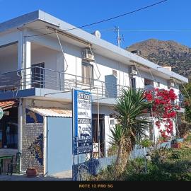 Jason Rooms & Studios，位于克拉托坎波斯的酒店