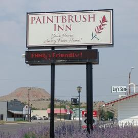 Paintbrush Inn，位于瑟莫波利斯的酒店