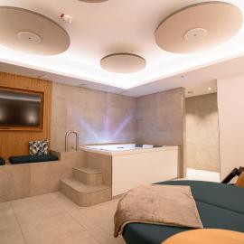 Aktiv Hotel Sonnenhof,位于丁克尔斯比尔的酒店