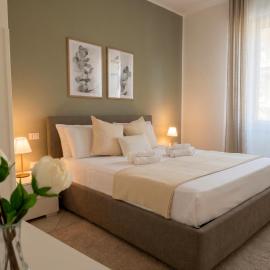 Deluxe Flat Empoli GVARO，位于恩波利的酒店