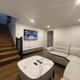 The Brooks Luxury Estate，位于布鲁克斯的酒店