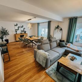 Hochwertige Ferienwohnung mit Sauna und Fitness，位于Tholey的酒店