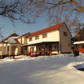Ubytovanie V Súkromí Samuel，位于米亚瓦的酒店