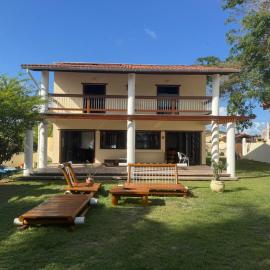 Casa Com 2 Quartos Barra Serinhaem - BA，位于Ituberá的酒店