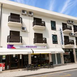 Hotel Ribadouro，位于阿利若的酒店