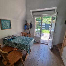 Maisonnette au calme avec jardin vu forêt，位于普雷斯科普的酒店