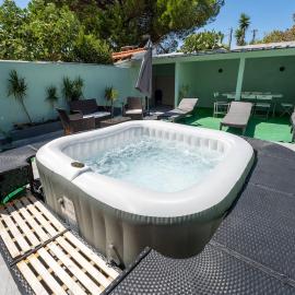 Villa Turquesa Estoril，位于阿尔卡彼得克的酒店