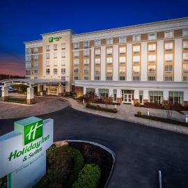 Holiday Inn & Suites Memphis - Wolfchase Galleria by IHG，位于孟菲斯的酒店