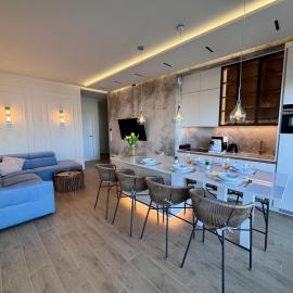 Aqua Concept Apartment Sol Marina，位于Wiślinka的酒店