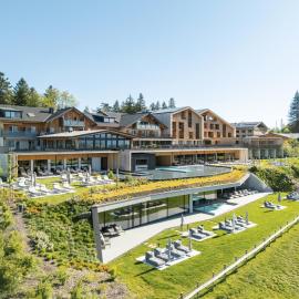 PANORAMA Allgäu Spa Resort，位于塞格的酒店