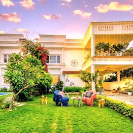 Giovanni Suites，位于博帕尔的酒店